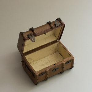 Miniature Trunk/Chocolate Box