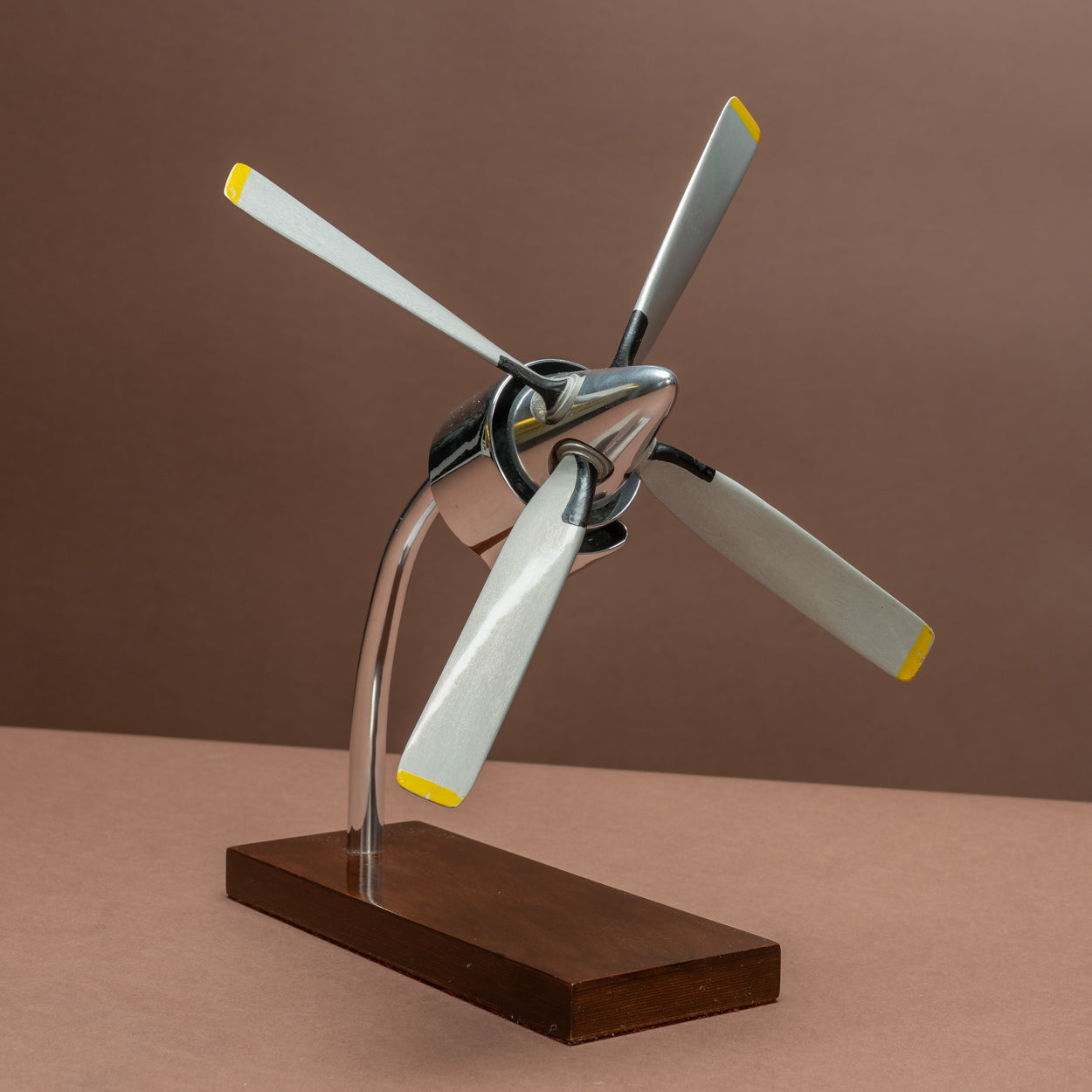 Aircraft Propeller Engine Model