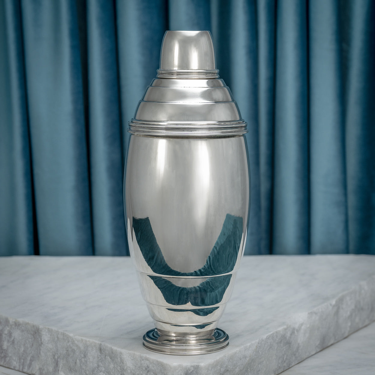 Large Art Deco Silver Cocktail Shaker