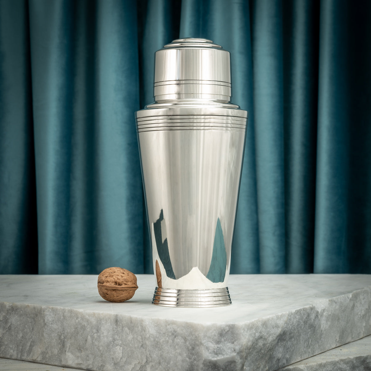 Large Silver Plated Cocktail Shaker designed by Keith Murray – Bentleys ...