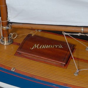 Pond Yacht 'Monarch'