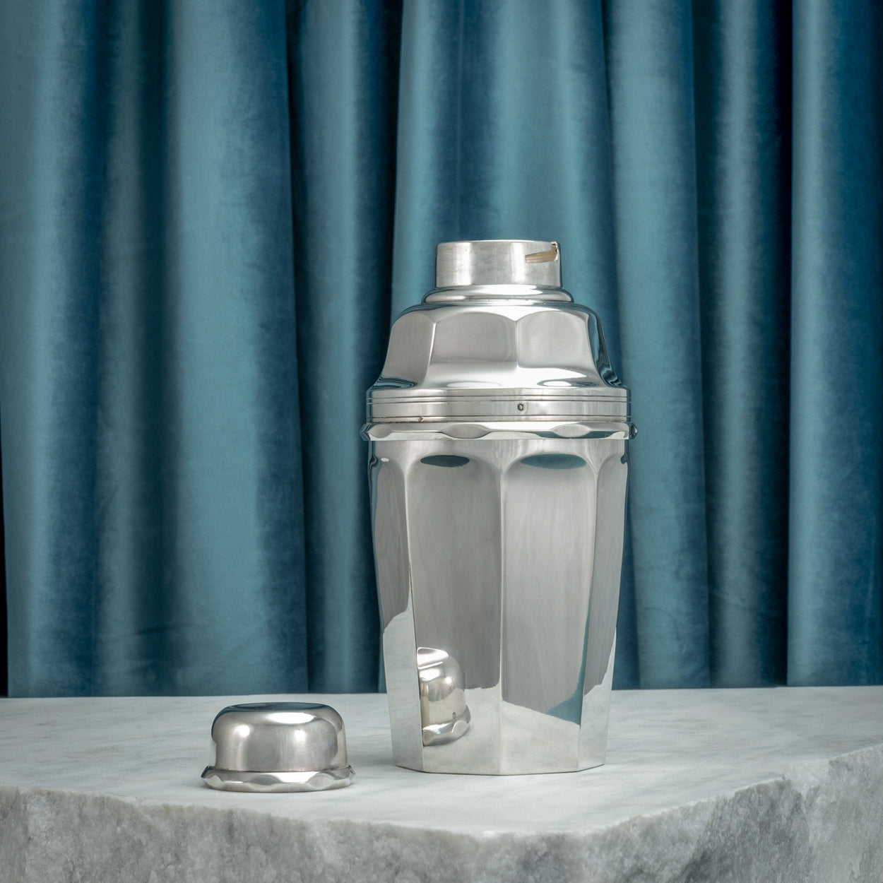 Bentleys London Shop Silver Octagonal Silver Cocktail Shaker bentleys-london-shop-silver-octagonal-silver-cocktail-shaker