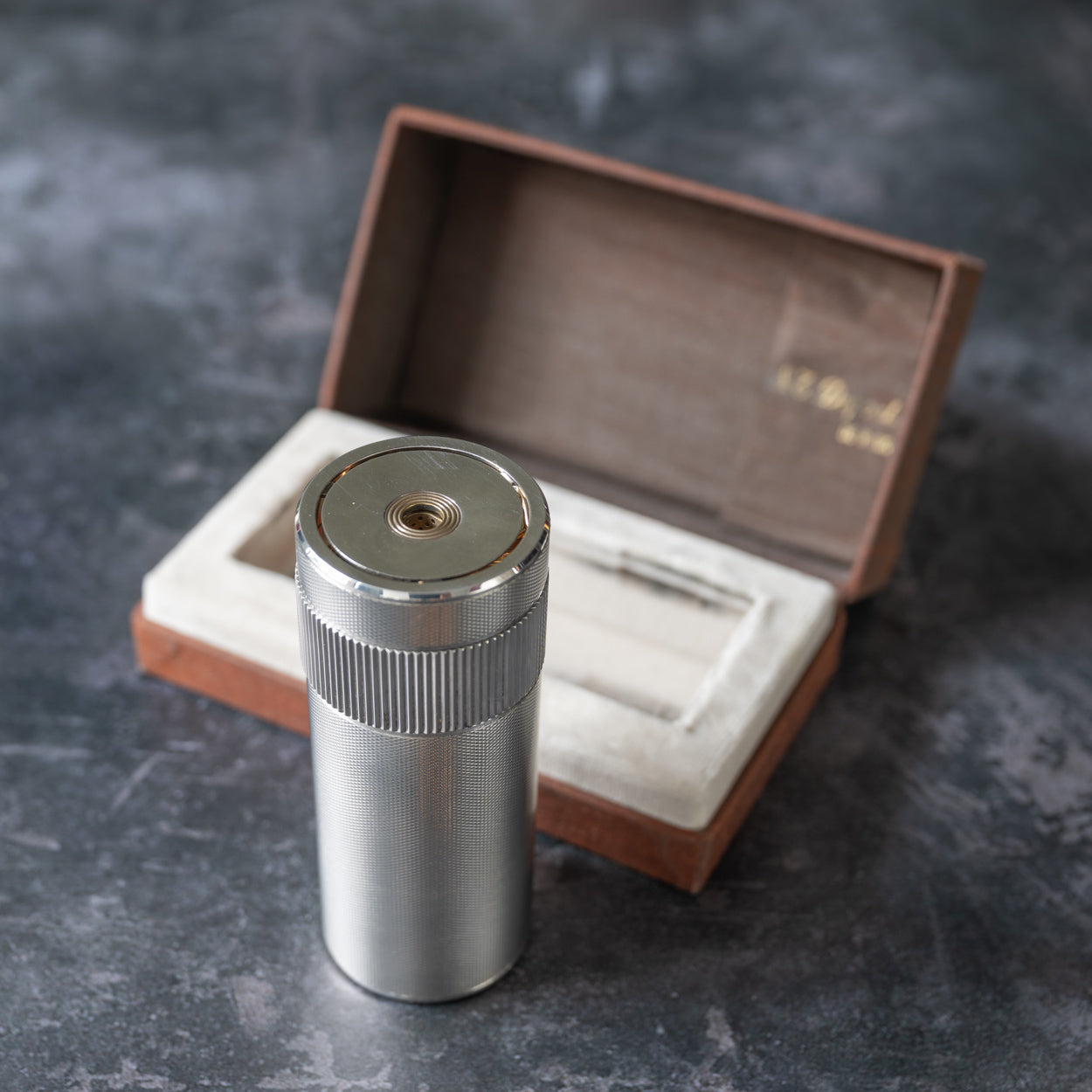 Dupont Cylinder Table Lighter – Bentleys London