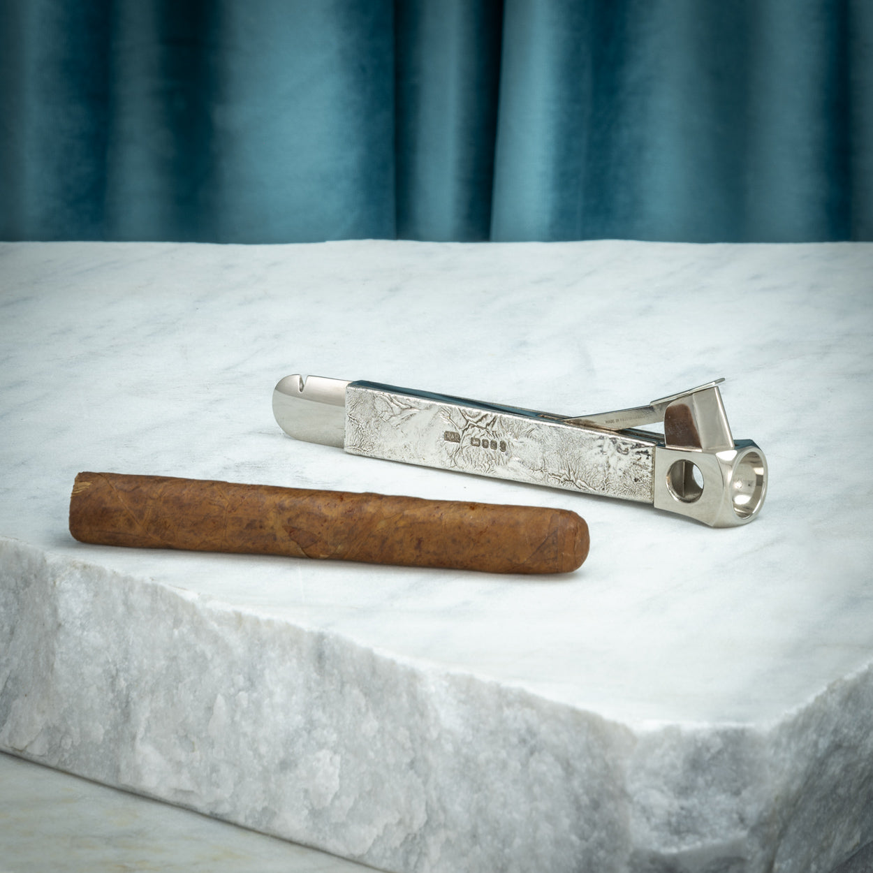 Samorodok Silver Cigar Cutter – Bentleys London