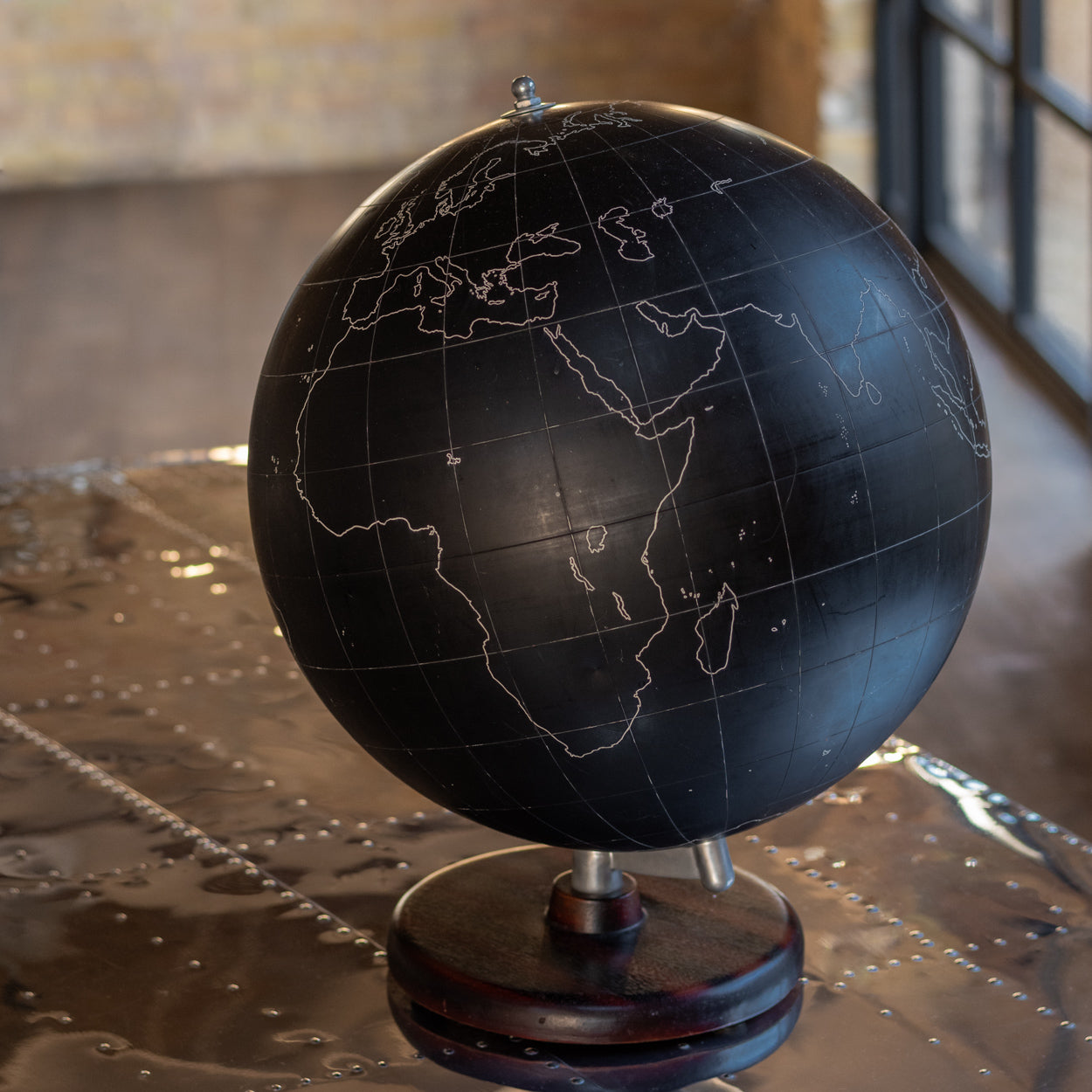 Philips' 19 Inch Black "Slate" Surface Globe