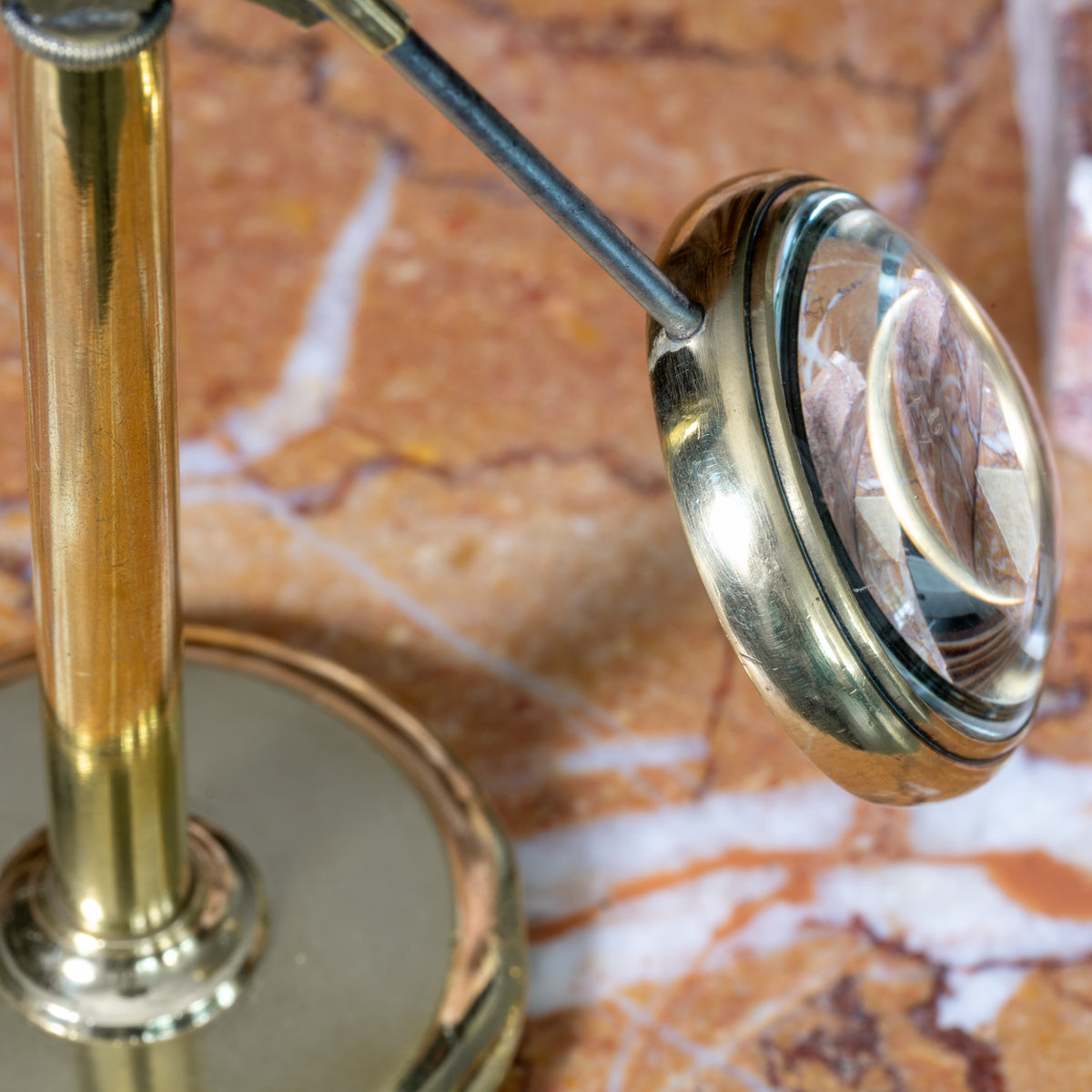 Brass Magnifier – Bentleys London