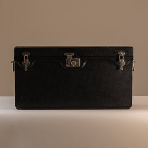 Front view of the closed motoring picnic case by G. W. Scott and Sons trading under ‘Coracle’; circa 1920. All contained within a sturdy black Rexine covered drop front case that has Nickel plated fittings and even includes a key.