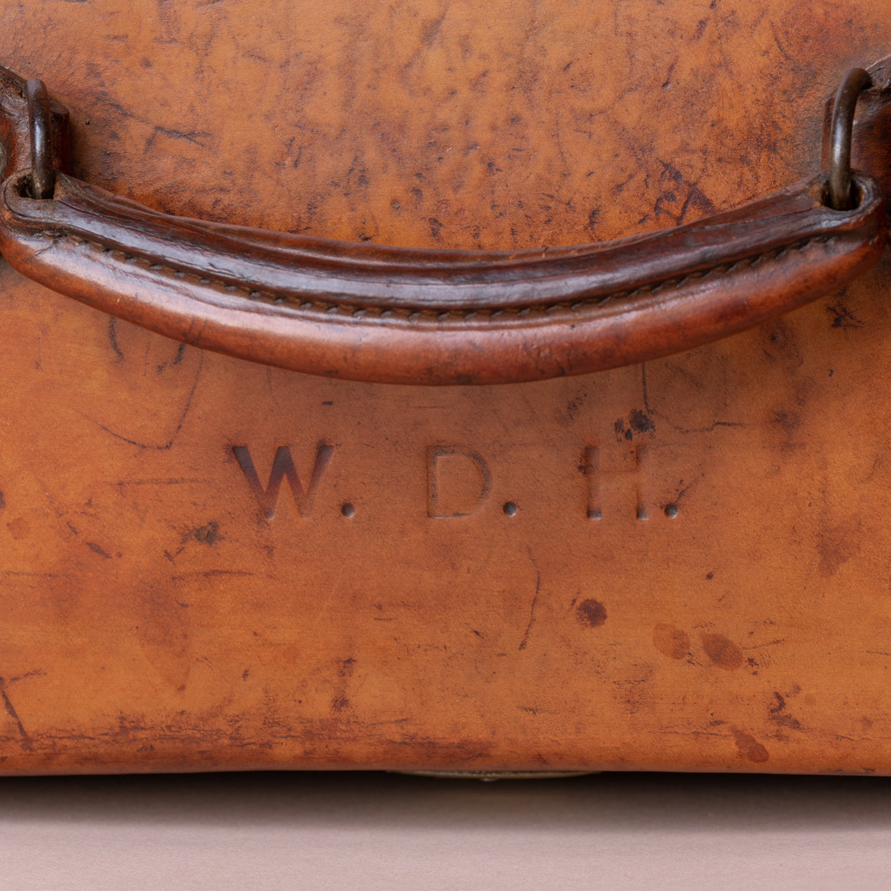 Rectangular Leather Hat Box – Bentleys London