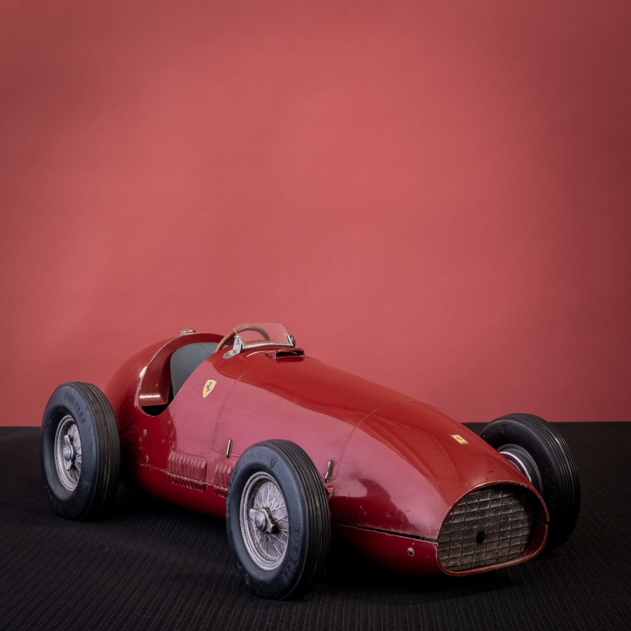 Ferrari F500 Model – Bentleys London