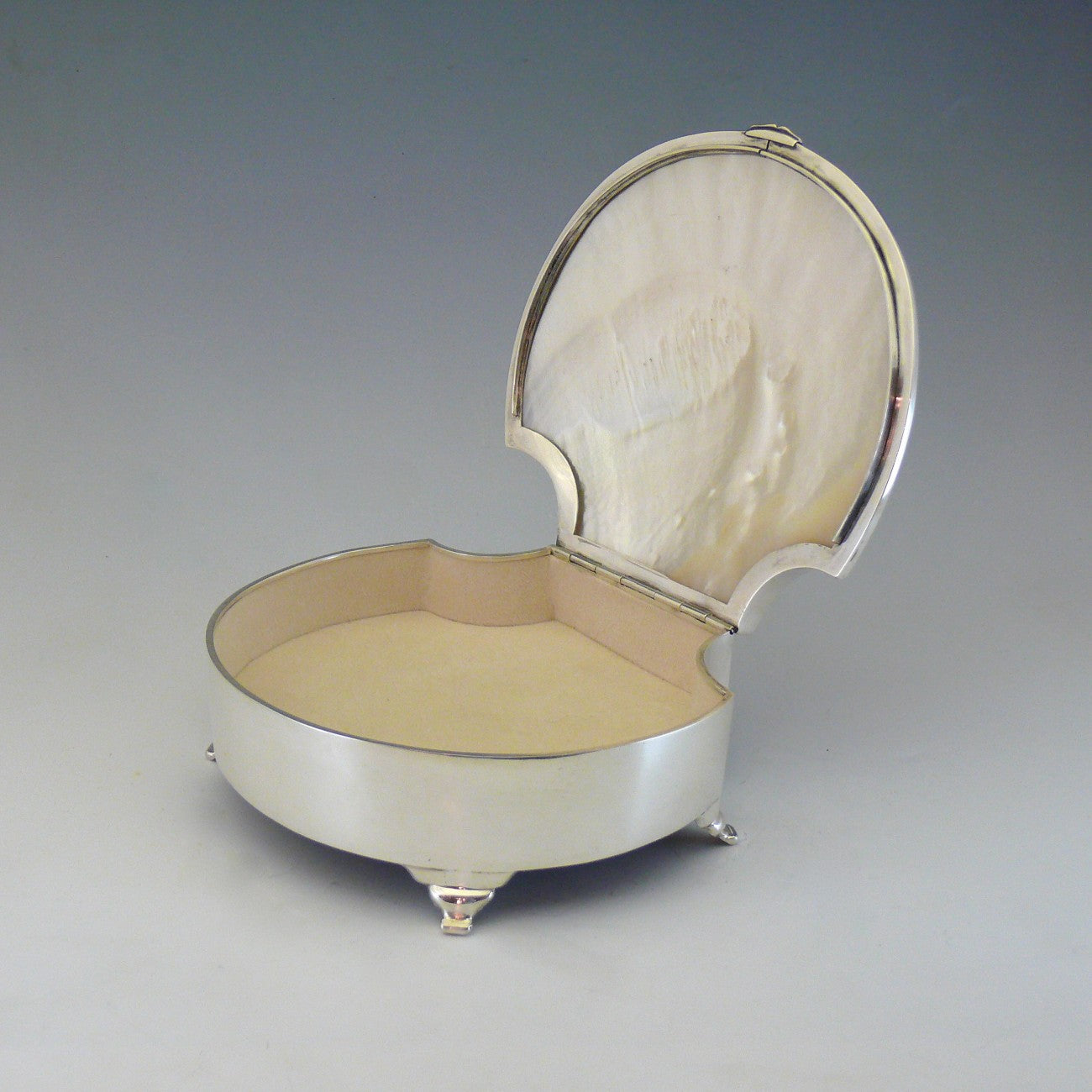 Mother of Pearl Shell Box – Bentleys London