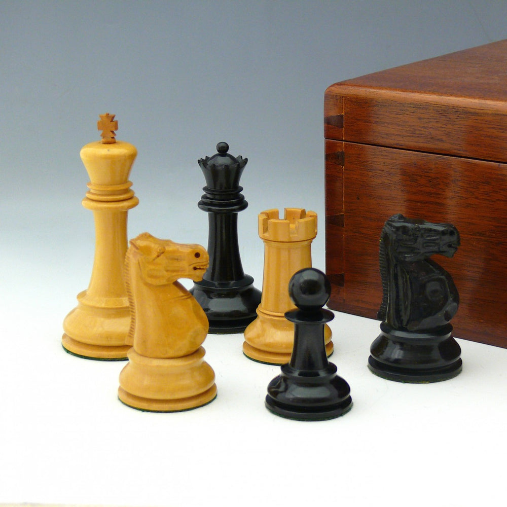 Boxed Staunton Chessmen