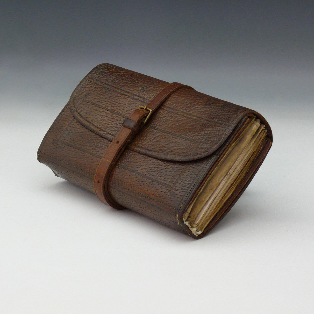 Pigskin Leather Fly Wallet – Bentleys London